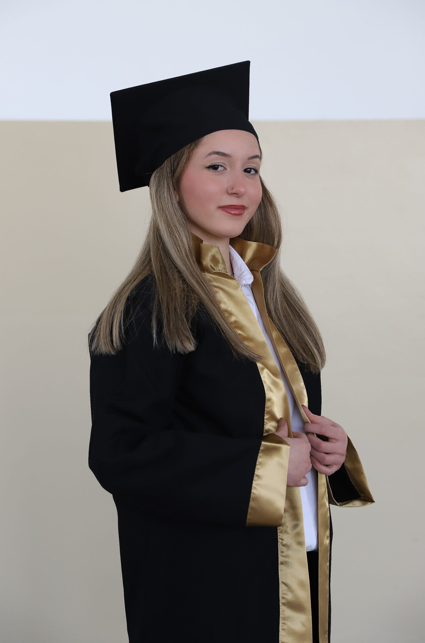 Lise Alpaka Klasik Siyah Sarı Garnili