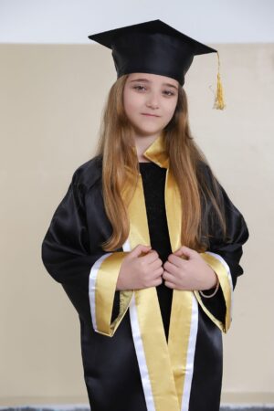 Anaokulu Siyah Sarı Garnili Beyaz Şeritli